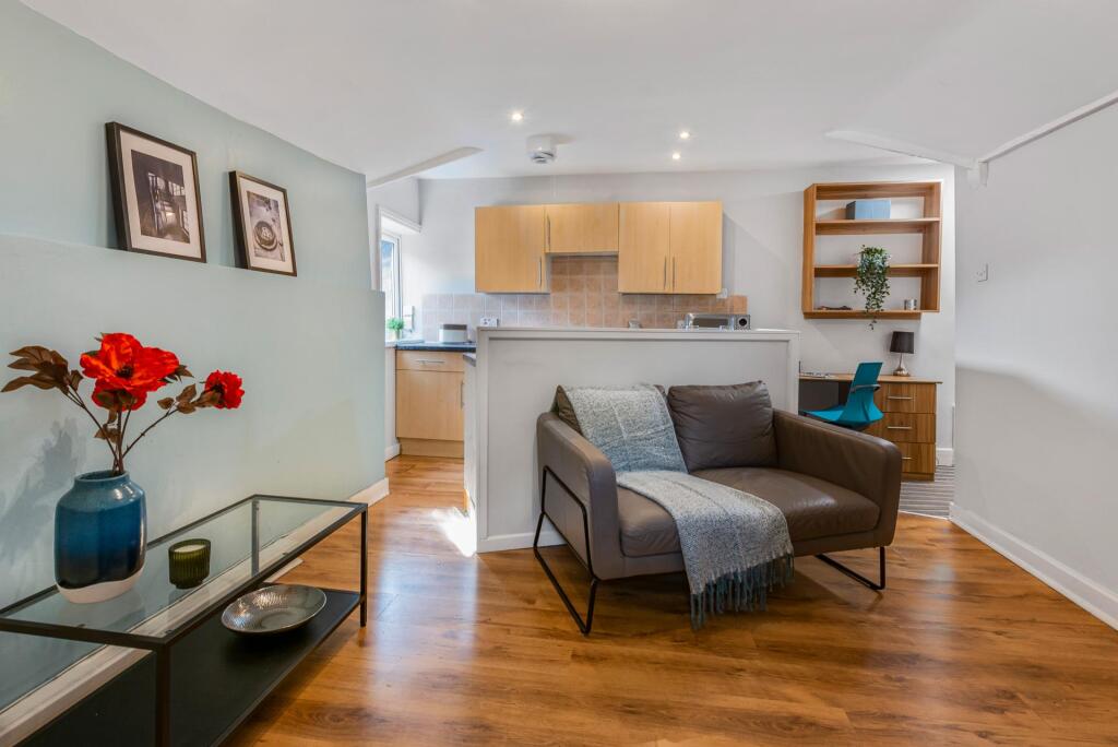 1 bed Detached for rent in Leeds. From Parklane - Headingley 1 bed Detached for rent in Leeds. From Parklane - Headingley