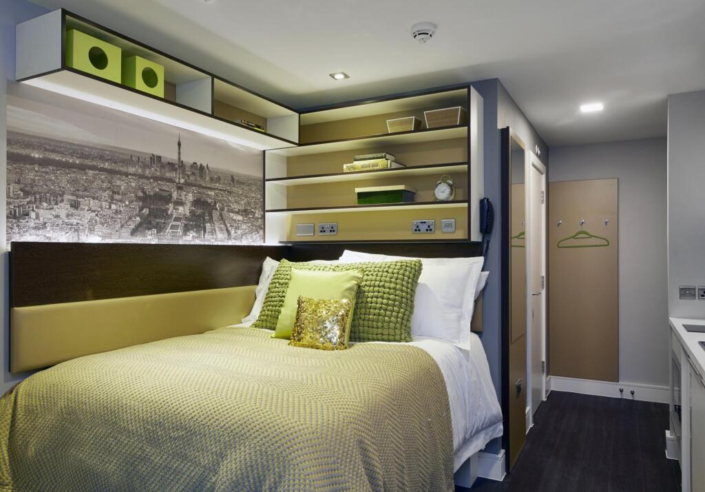 1 bed Private Halls for rent in Leeds. From Parklane - Headingley 1 bed Private Halls for rent in Leeds. From Parklane - Headingley