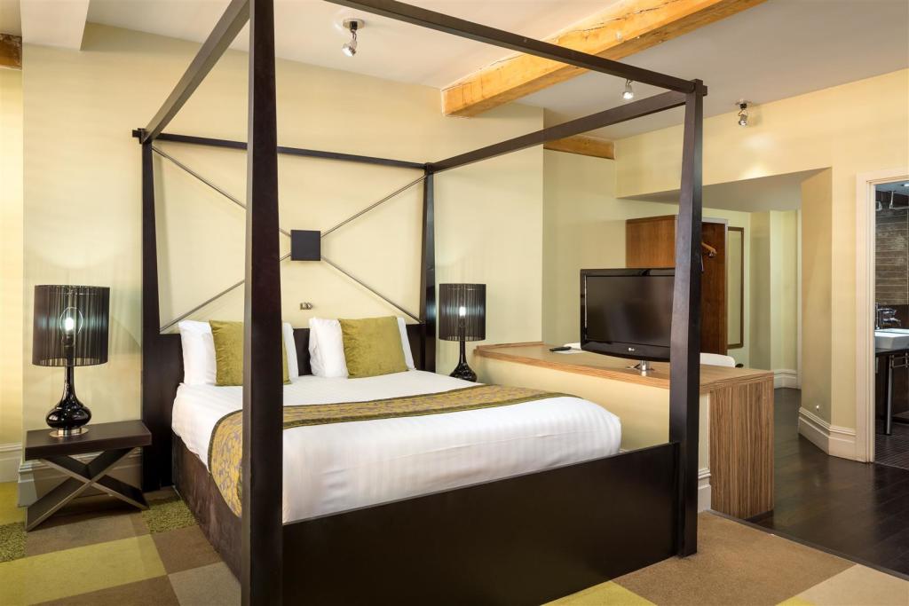 0 bed Studio for rent in Manchester. From Parklane - Leeds