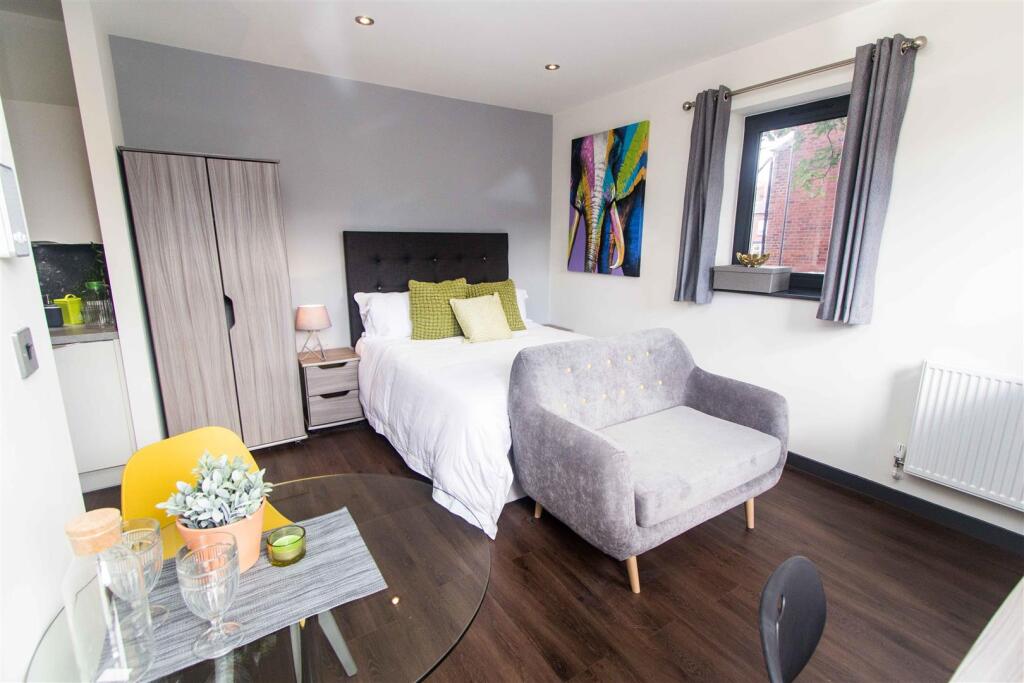 0 bed Studio for rent in Leeds. From Parklane - Leeds