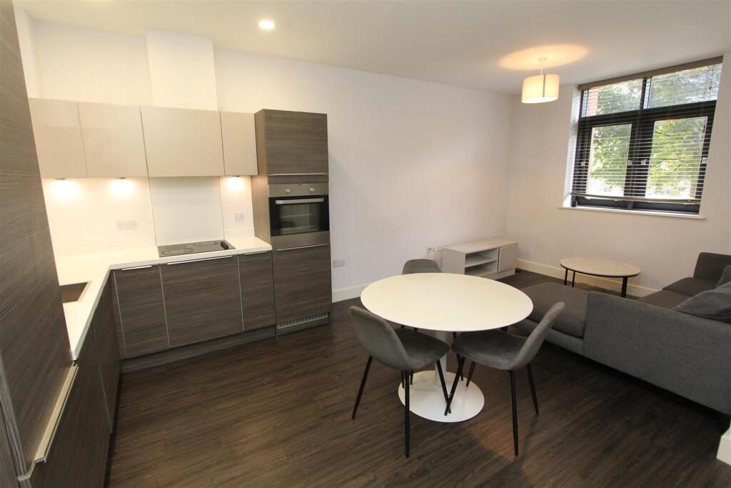 2 bed 1st Floor Flat for rent in Pudsey. From Parklane - Leeds 2 bed 1st Floor Flat for rent in Pudsey. From Parklane - Leeds