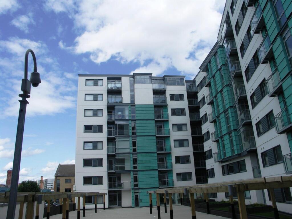 1 bed 1st Floor Flat for rent in Leeds. From Parklane - Leeds