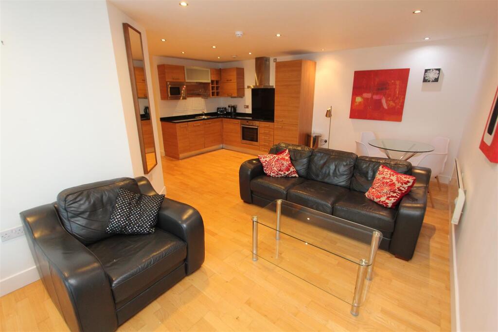 2 bed 1st Floor Flat for rent in Leeds. From Parklane - Leeds 2 bed 1st Floor Flat for rent in Leeds. From Parklane - Leeds
