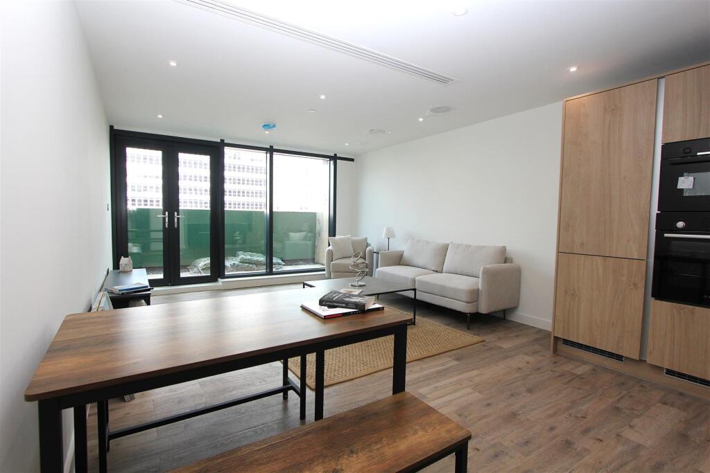 1 bed Apartment for rent in Leeds. From Parklane - Leeds
