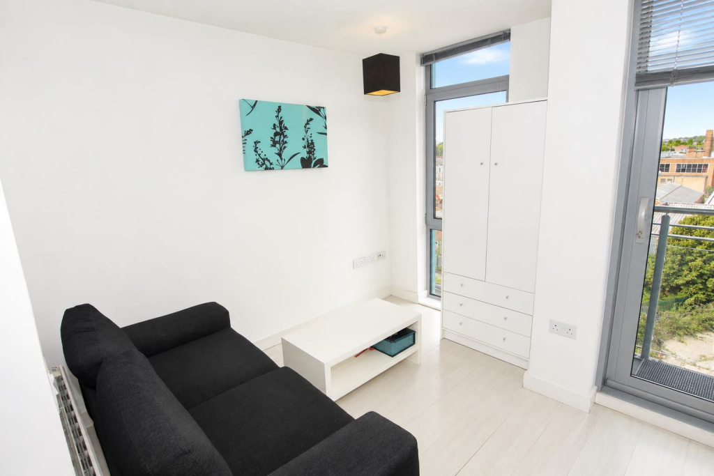 1 bed 1st Floor Flat for rent in Leeds. From Parklane - Leeds