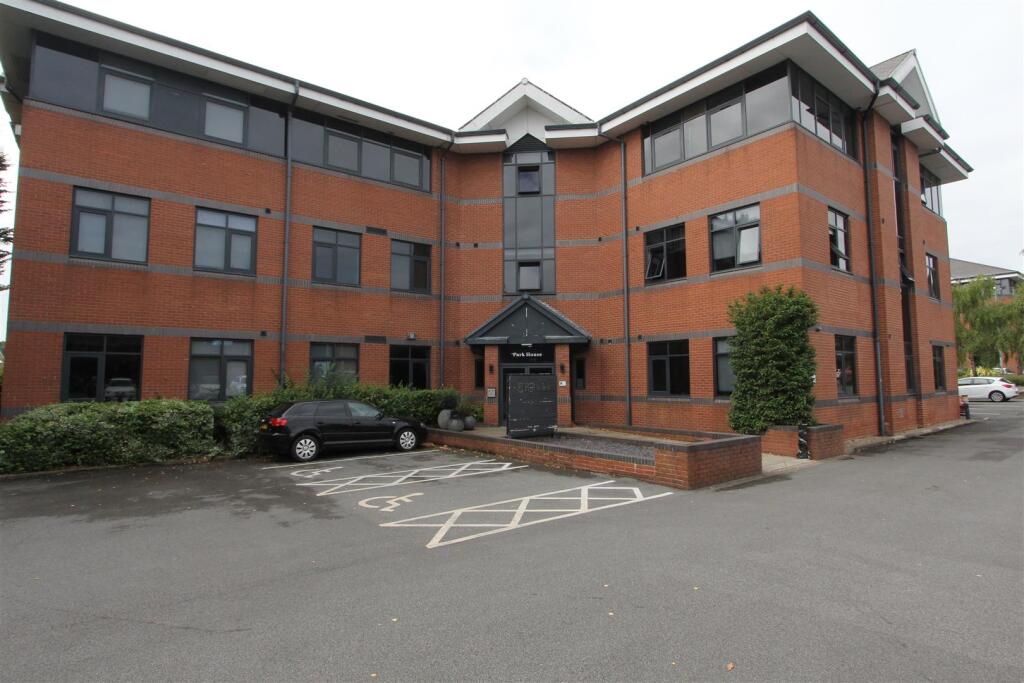 2 bed 1st Floor Flat for rent in Calverley. From Parklane - Leeds 2 bed 1st Floor Flat for rent in Calverley. From Parklane - Leeds