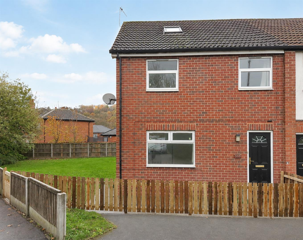 4 bed Town House for rent in Leeds. From Parklane - Leeds 4 bed Town House for rent in Leeds. From Parklane - Leeds