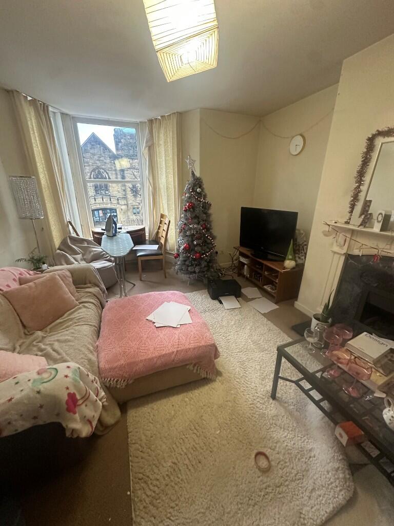 2 bed House (unspecified) for rent in Newcastle upon Tyne. From Parklets - Newcastle