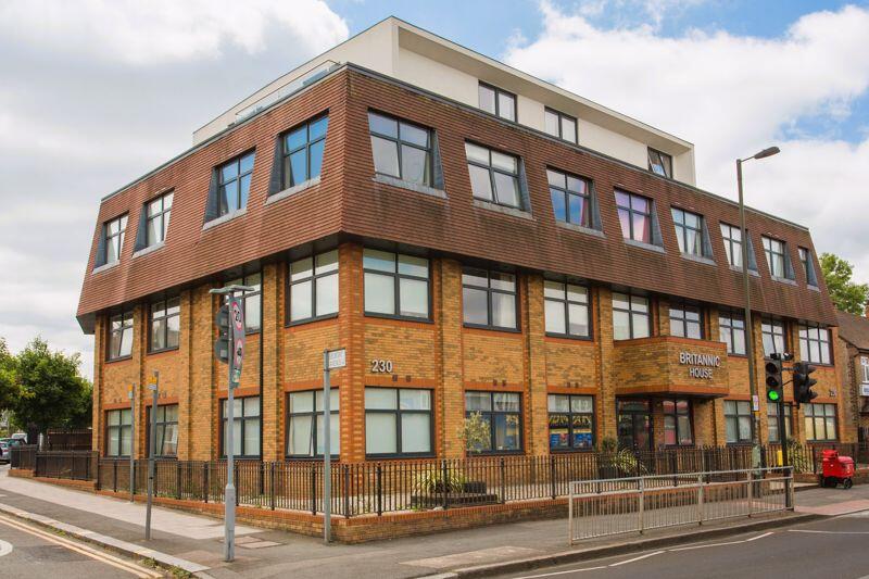 4 bed Studio for rent in New Malden. From Parry & Drewett - Surrey