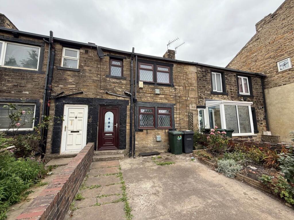 3 bed Detached for rent in Bradford. From Patchett Homes - Bradford