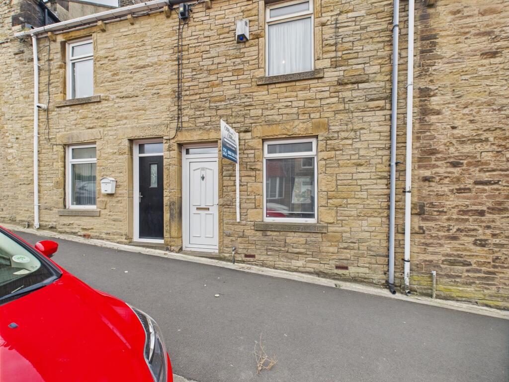2 bed Mid Terraced House for rent in Consett. From Pattinson Estate Agents - Consett