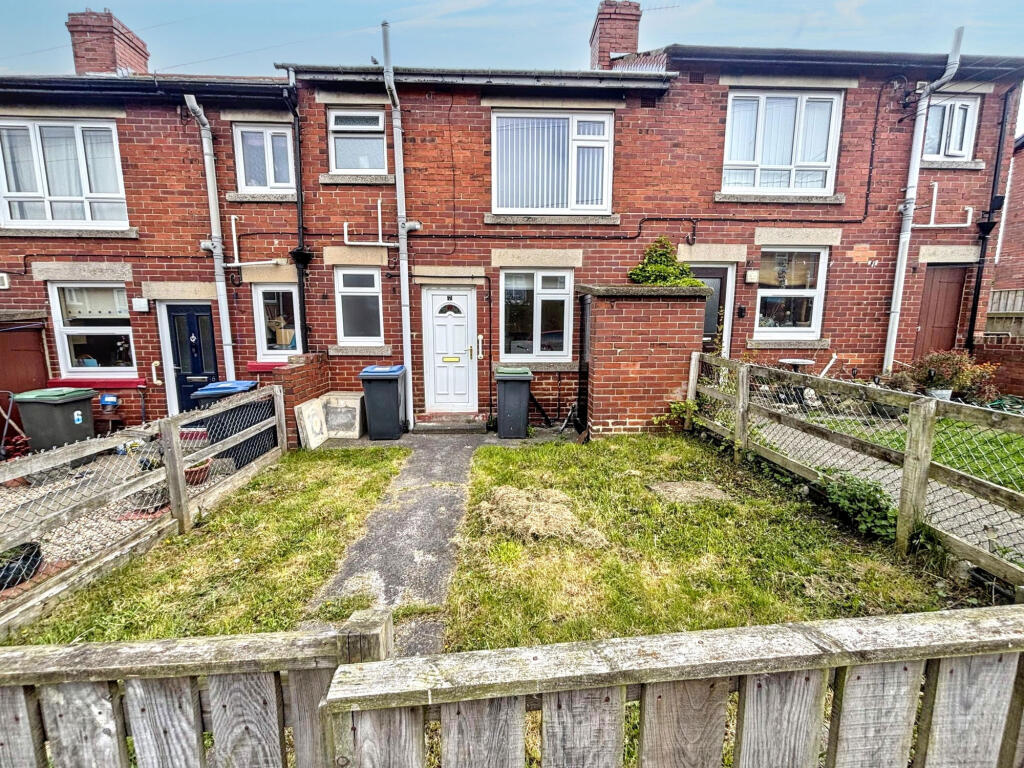 2 bed Mid Terraced House for rent in . From Pattinson Estate Agents - Consett