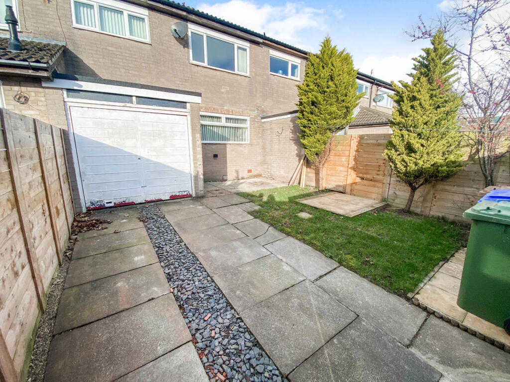 3 bed Mid Terraced House for rent in Cramlington. From Pattinson Estate Agents - Cramlington