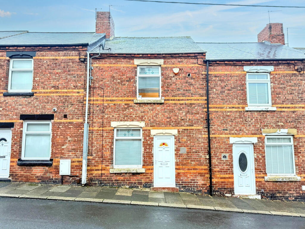 2 bed Mid Terraced House for rent in Horden. From Pattinson Estate Agents - Peterlee