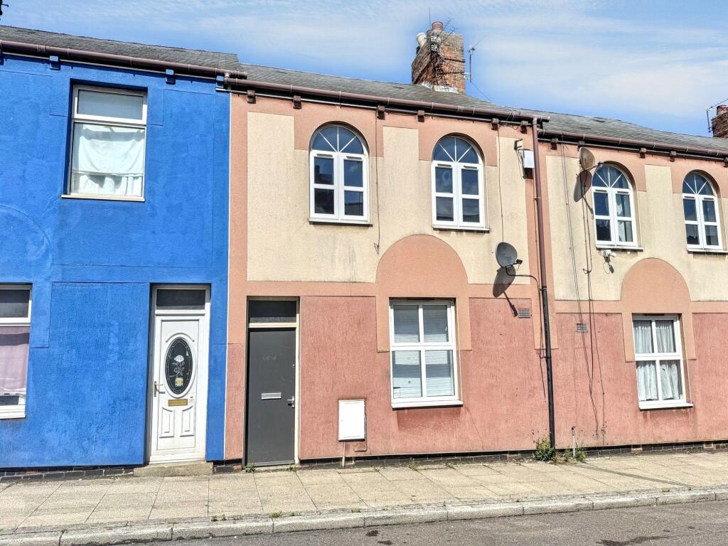 3 bed Mid Terraced House for rent in Easington. From Pattinson Estate Agents - Peterlee