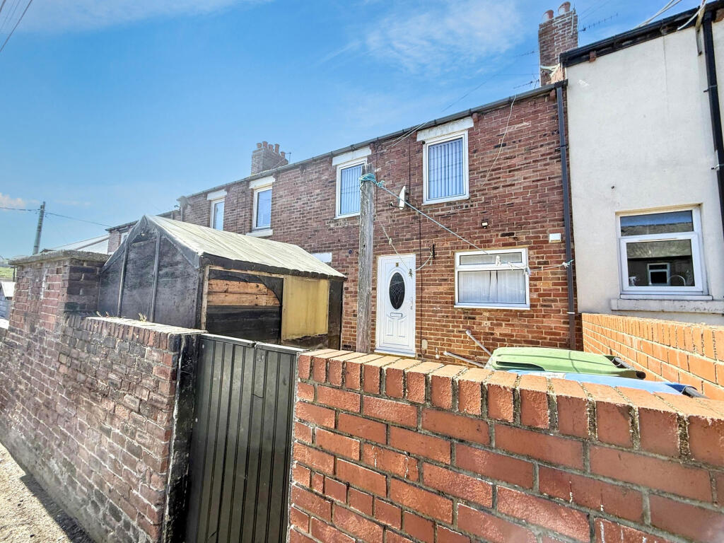 3 bed Mid Terraced House for rent in Easington. From Pattinson Estate Agents - Peterlee