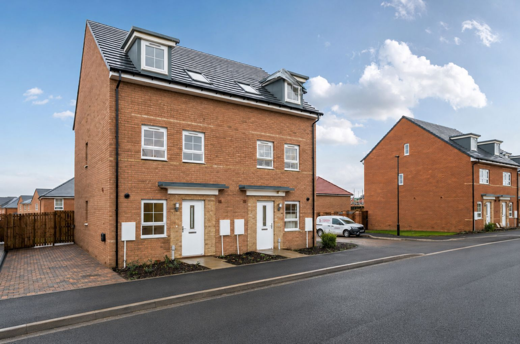3 bed Mid Terraced House for rent in . From Pattinson Estate Agents - West Road