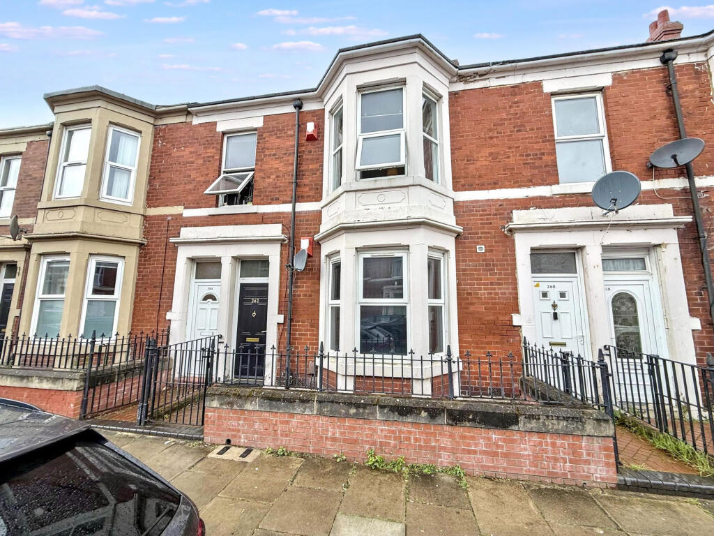 3 bed 1st Floor Flat for rent in Newcastle upon Tyne. From Pattinson Estate Agents - West Road