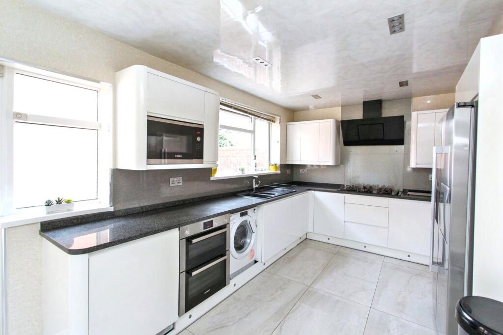 1 bed Semi Detached for rent in Newcastle upon Tyne. From Pattinson Estate Agents - West Road 1 bed Semi Detached for rent in Newcastle upon Tyne. From Pattinson Estate Agents - West Road