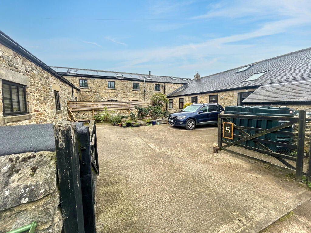 4 bed Barn Conversion for rent in Marley Hill. From Pattinson Estate Agents - Whickham