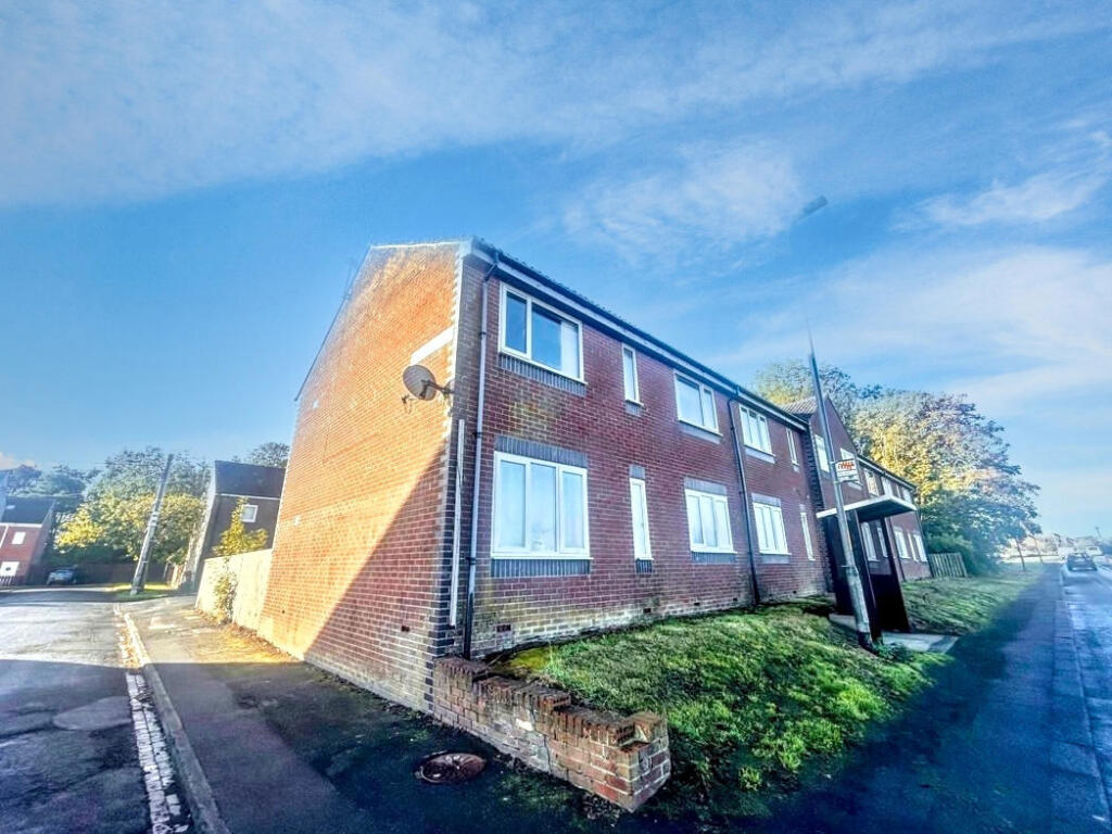 2 bed House (unspecified) for rent in Seghill. From Pattinson Estate Agents - Whitley Bay