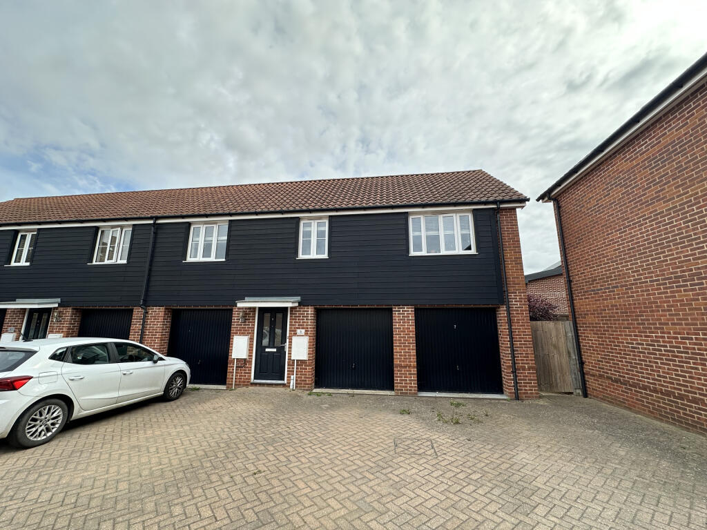 2 bed Coach House for rent in Stowmarket. From Paul Wright & Co - Stowmarket
