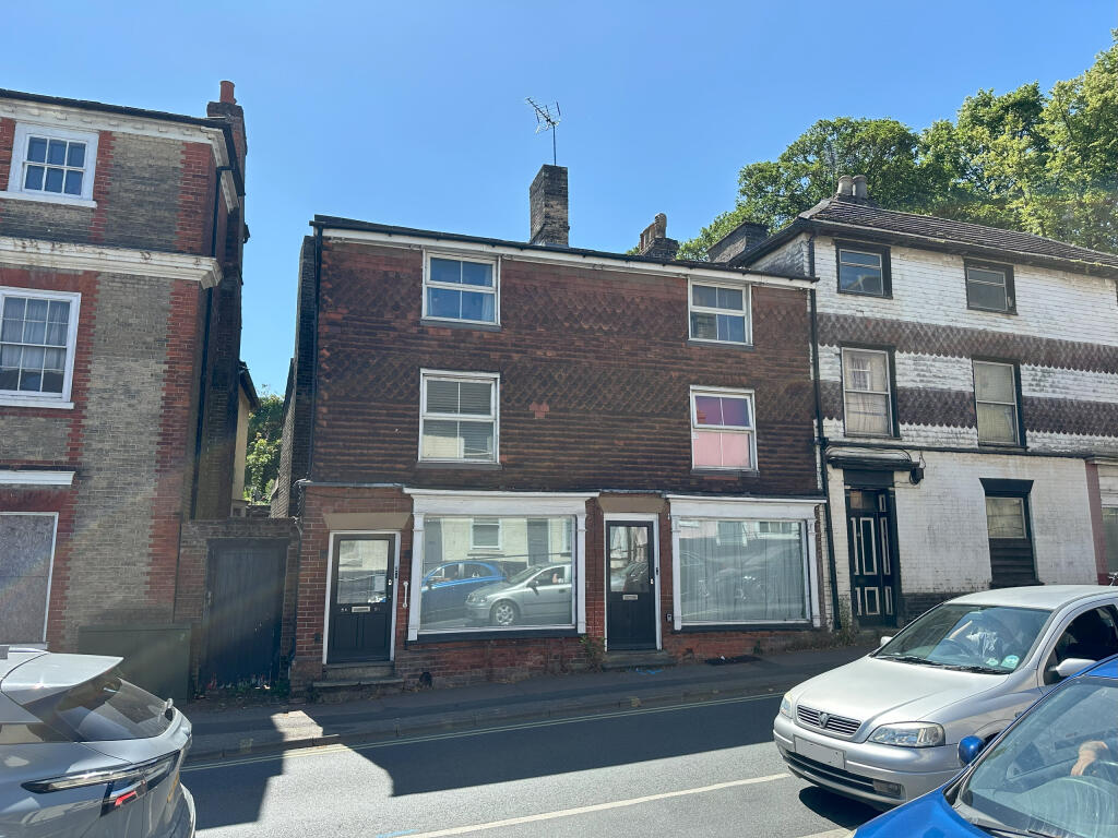 1 bed 1st Floor Flat for rent in Stowmarket. From Paul Wright & Co - Stowmarket