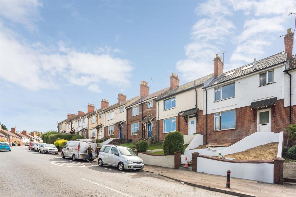 4 bed House Share for rent in Ovingdean. From Pavilion Properties - Brighton