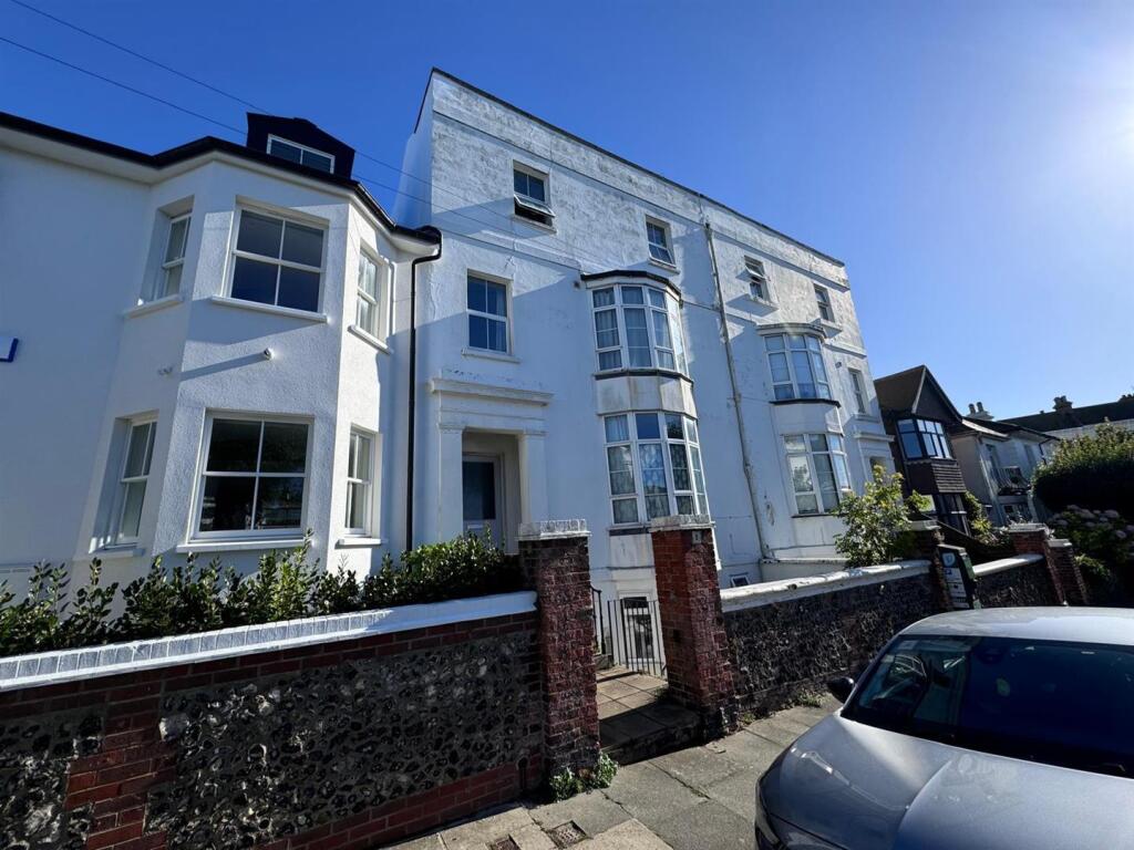 4 bed 1st Floor Flat for rent in Brighton and Hove. From Pavilion Properties - Brighton