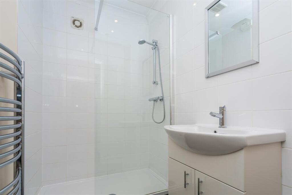 4 bed Detached for rent in Ovingdean. From Pavilion Properties - Brighton 4 bed Detached for rent in Ovingdean. From Pavilion Properties - Brighton