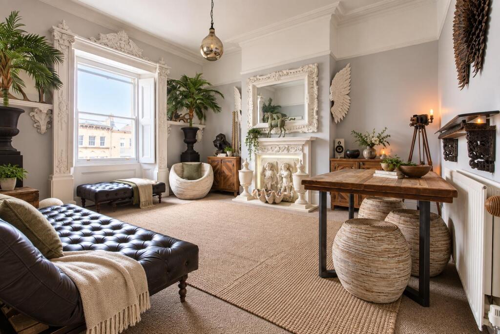 3 bed Apartment for rent in Brighton and Hove. From Pavilion Properties - Brighton 3 bed Apartment for rent in Brighton and Hove. From Pavilion Properties - Brighton