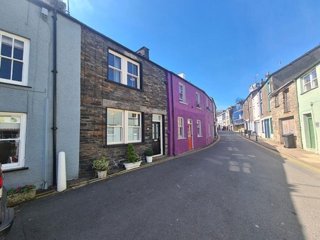 2 bed Cottage for rent in Ulverston. From pc! Lettings - Barrow-in-Furness