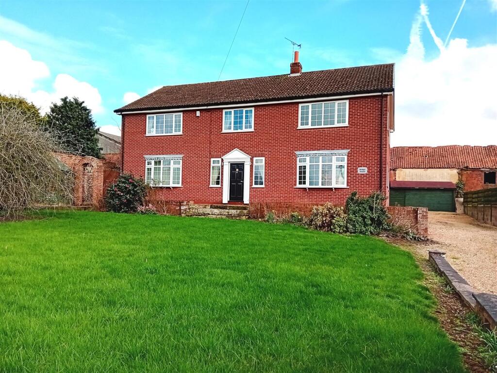 4 bed Detached for rent in Worksop. From Perkins George Mawer & Co. - Commercial