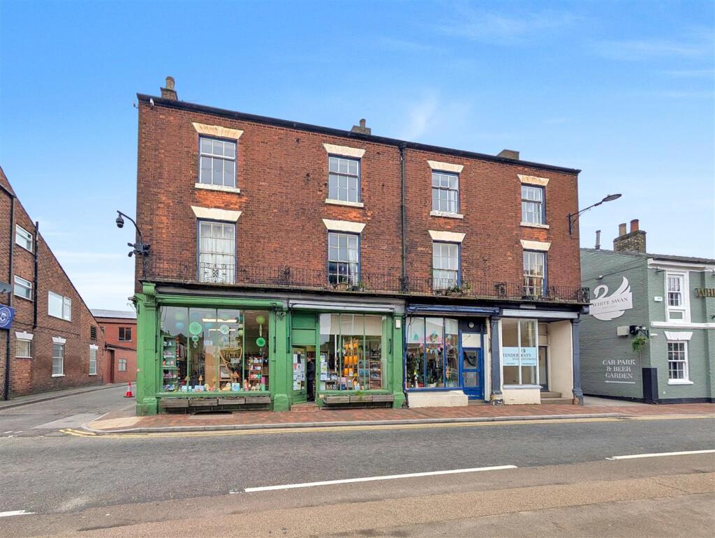 3 bed Apartment for rent in Market Rasen. From Perkins George Mawer & Co. - Commercial 3 bed Apartment for rent in Market Rasen. From Perkins George Mawer & Co. - Commercial