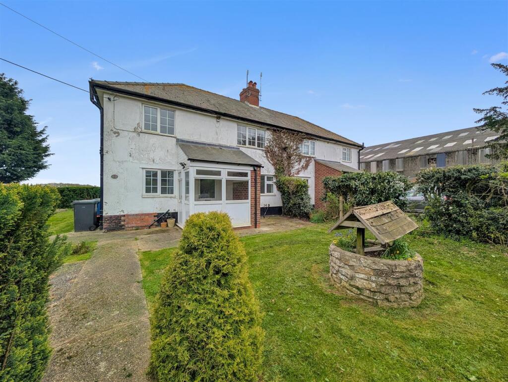 3 bed Cottage for rent in Market Rasen. From Perkins George Mawer & Co. - Commercial