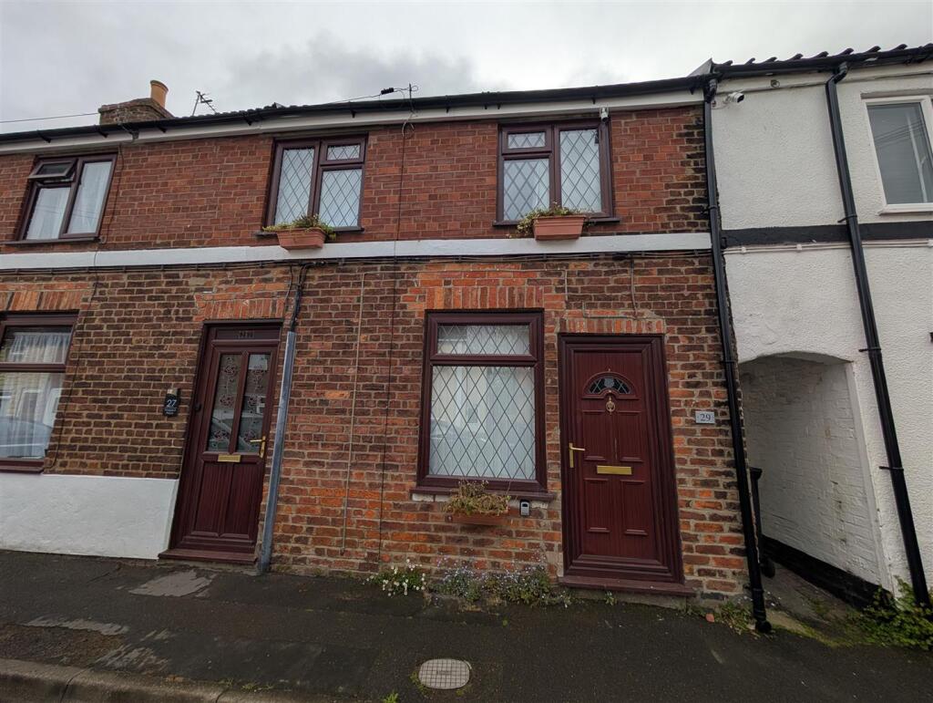 3 bed Mid Terraced House for rent in Market Rasen. From Perkins George Mawer & Co. - Commercial