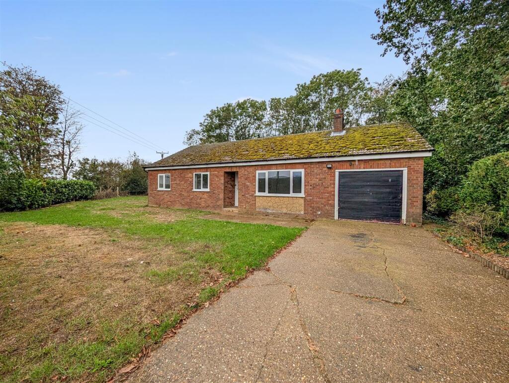 3 bed Bungalow for rent in Normanby-by-Spital. From Perkins George Mawer & Co. - Commercial 3 bed Bungalow for rent in Normanby-by-Spital. From Perkins George Mawer & Co. - Commercial