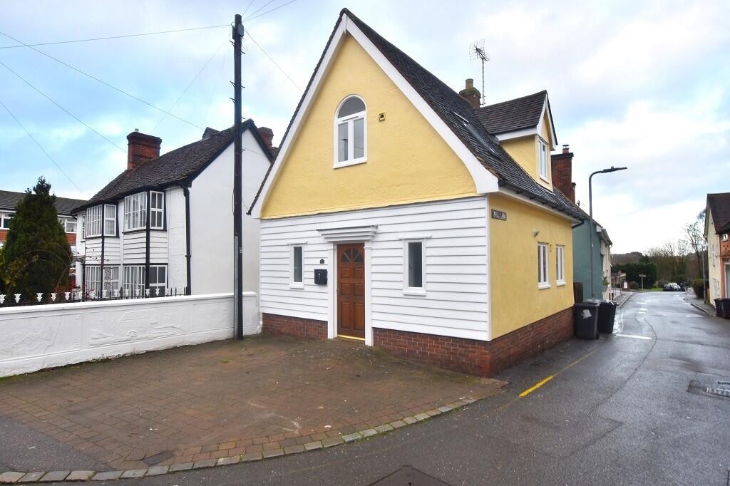 1 bed Detached for rent in Great Dunmow. From Pestell & Co - Great Dunmow