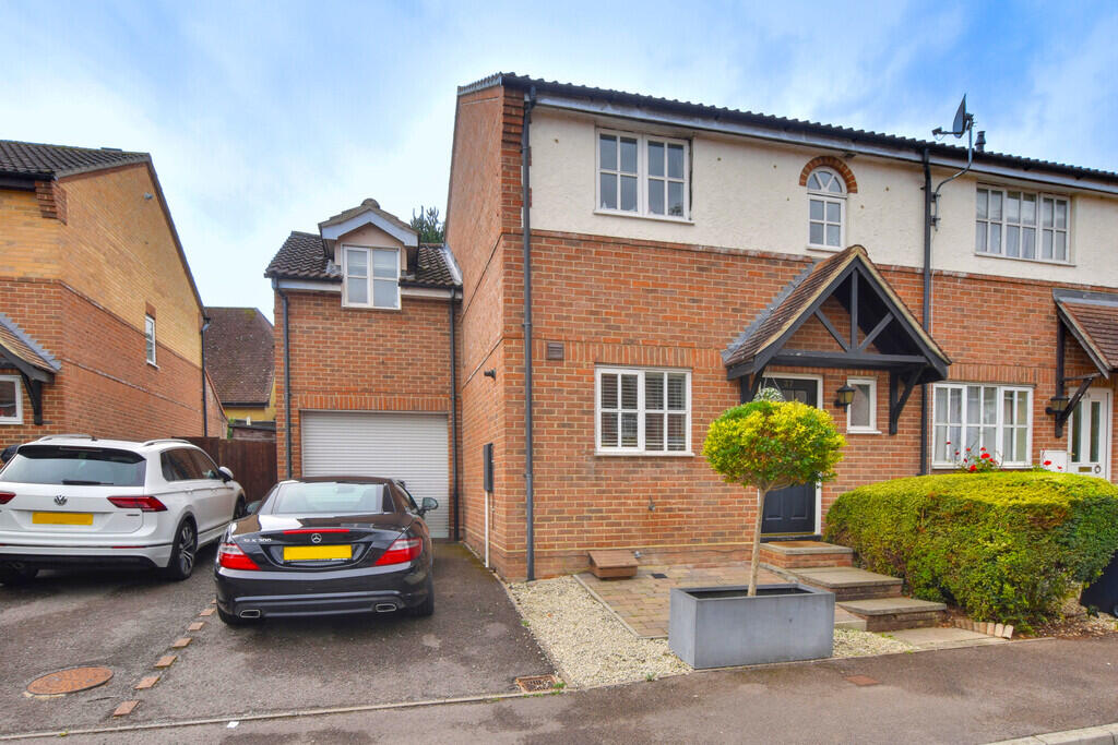 3 bed End of Terrace for rent in Great Dunmow. From Pestell & Co - Great Dunmow