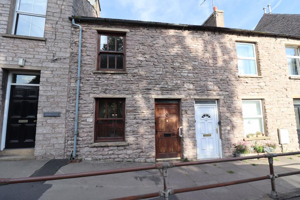 2 bed Mid Terraced House for rent in Kirkby Stephen. From PFK - Penrith 2 bed Mid Terraced House for rent in Kirkby Stephen. From PFK - Penrith