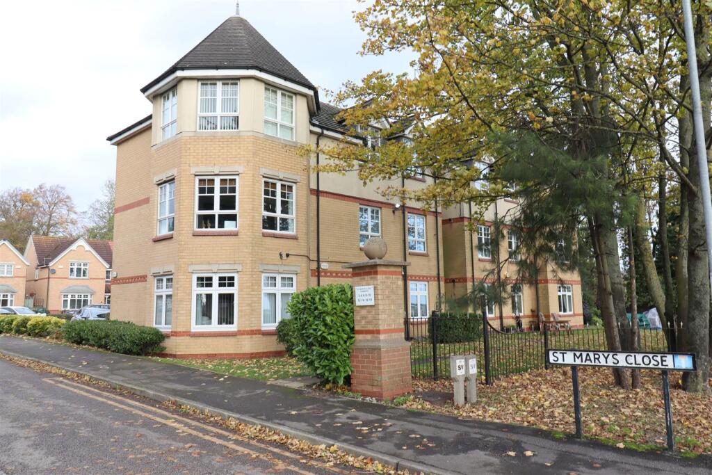 3 bed 1st Floor Flat for rent in Hessle. From Philip Bannister & Co - Hessle