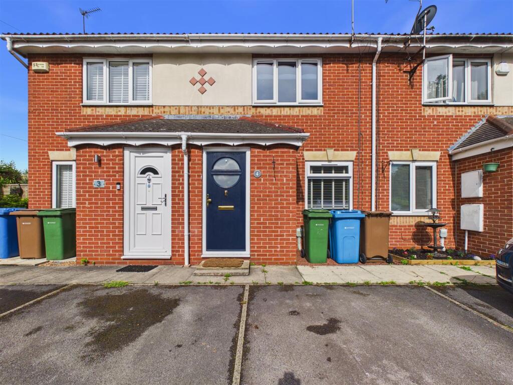 2 bed Mid Terraced House for rent in Hessle. From Philip Bannister & Co - Hessle 2 bed Mid Terraced House for rent in Hessle. From Philip Bannister & Co - Hessle