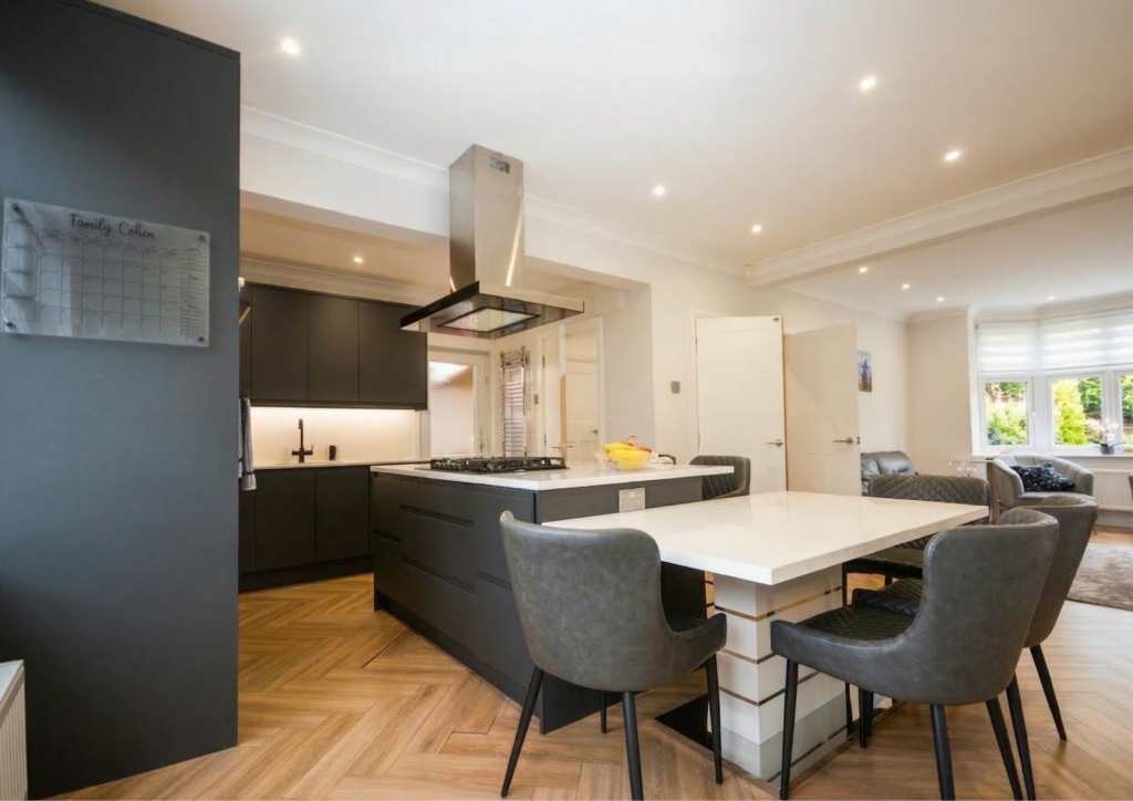 4 bed Semi Detached for rent in Charlestown. From Philip Ellis Properties Limited - Whitefield 4 bed Semi Detached for rent in Charlestown. From Philip Ellis Properties Limited - Whitefield