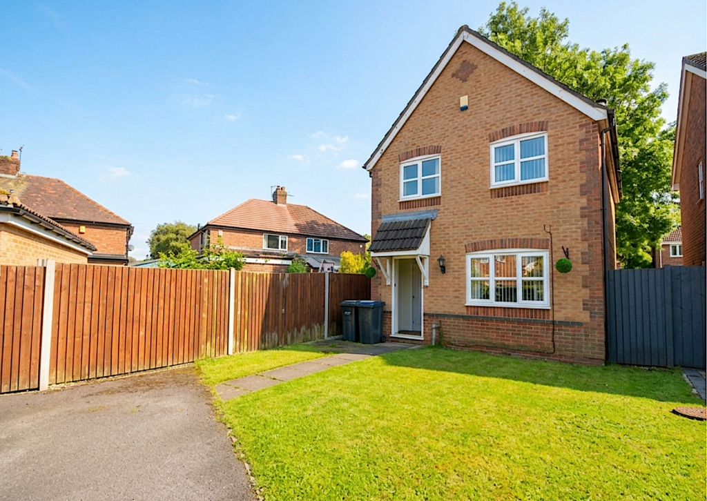 4 bed Detached for rent in Whitefield. From Philip Ellis Properties Limited - Whitefield 4 bed Detached for rent in Whitefield. From Philip Ellis Properties Limited - Whitefield