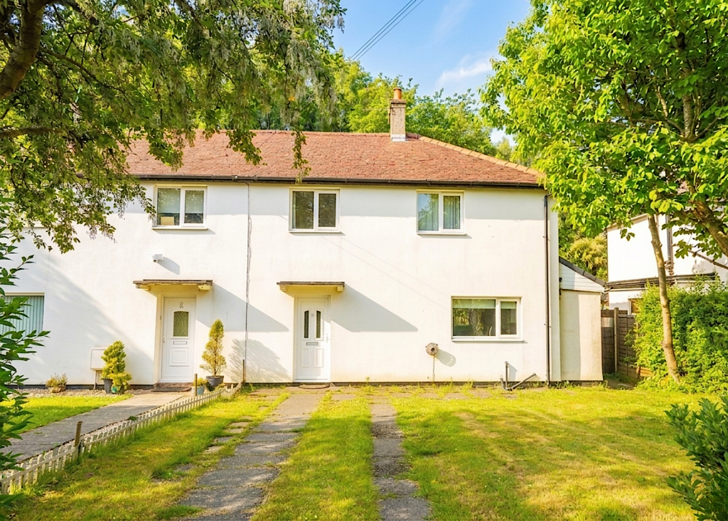 3 bed Semi Detached for rent in Simister. From Philip Ellis Properties Limited - Whitefield 3 bed Semi Detached for rent in Simister. From Philip Ellis Properties Limited - Whitefield