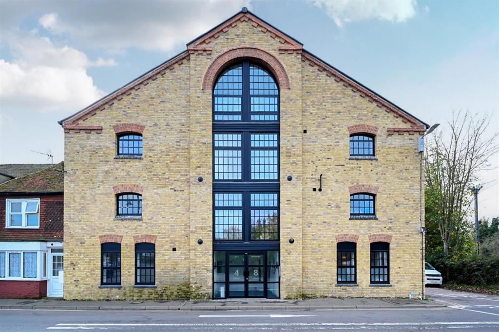 3 bed Apartment for rent in Rye. From Phillips & Stubbs - Rye