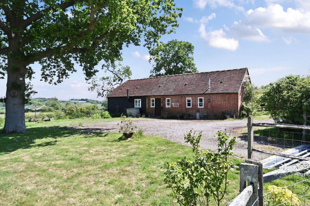 2 bed Detached bungalow for rent in Rye. From Phillips & Stubbs - Rye 2 bed Detached bungalow for rent in Rye. From Phillips & Stubbs - Rye
