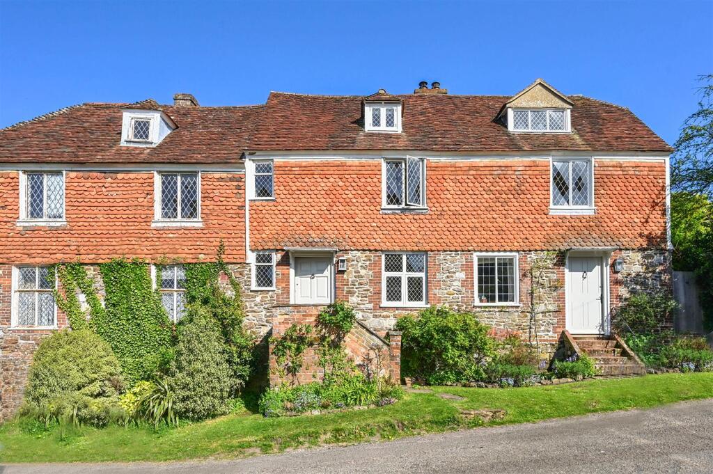 2 bed Cottage for rent in Winchelsea. From Phillips & Stubbs - Rye