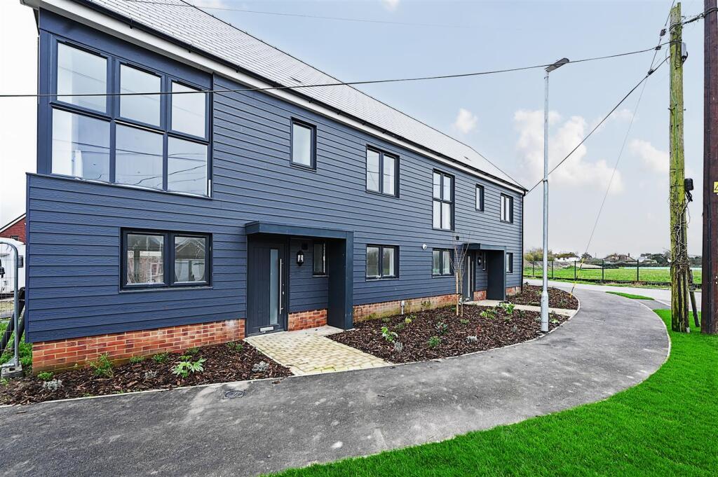 3 bed Semi Detached for rent in New Romney. From Phillips & Stubbs - Rye 3 bed Semi Detached for rent in New Romney. From Phillips & Stubbs - Rye
