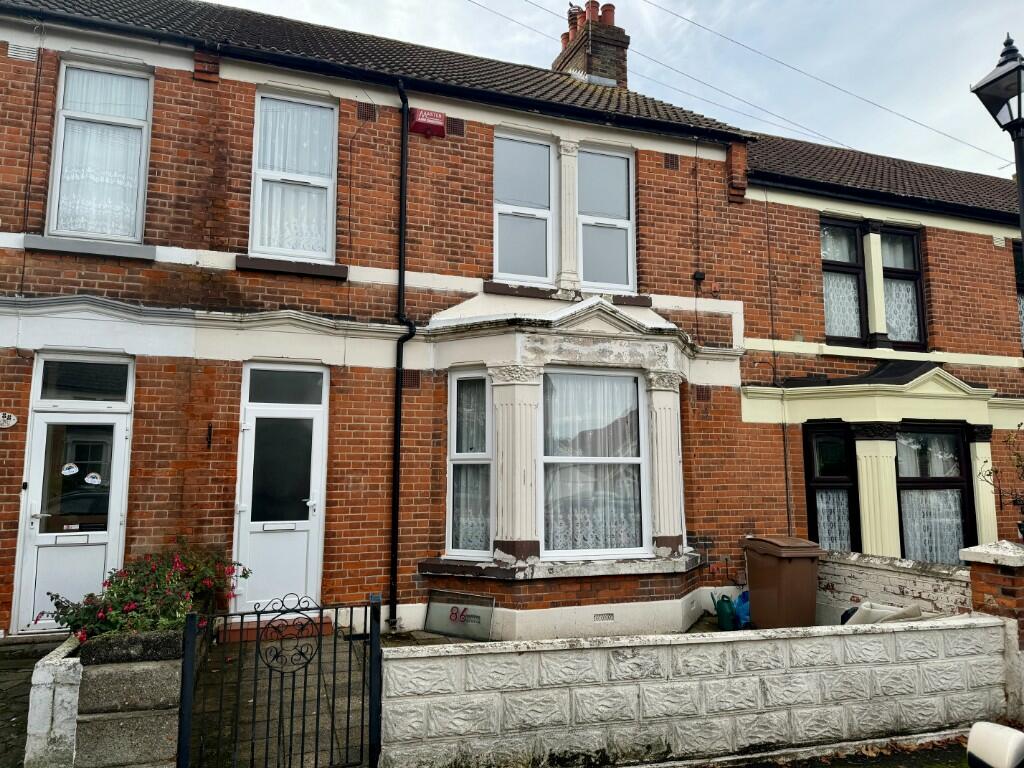 3 bed Mid Terraced House for rent in Lower Twydall. From Phoenix Property Services - Gillingham